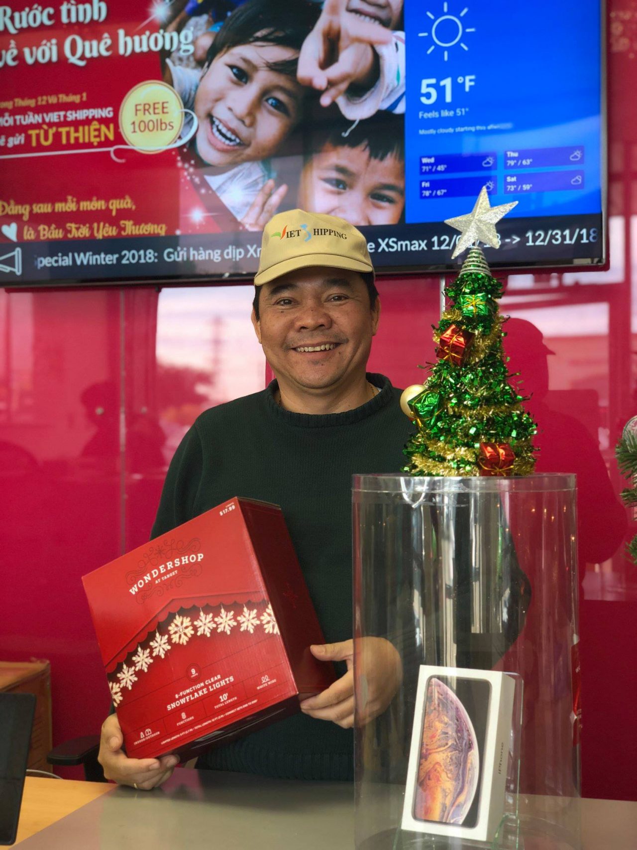 Anh Viet https://vietshipping.us/wp-content/uploads/2020/07/anhviet-1280x1707-1.jpg